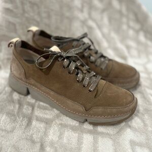 Clarks Trigenic Sneaker Women's Shoes Suede Lace-Up Leather Upper size 8 M